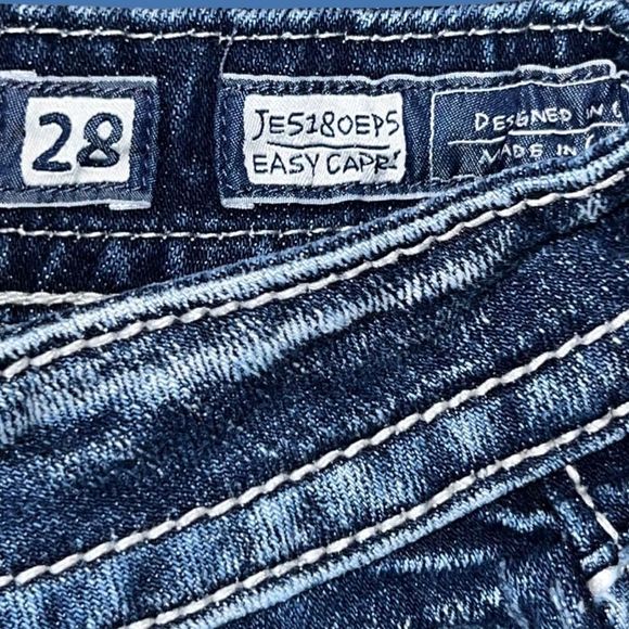 Miss Me Bedazzled Easy Capri Dark Wash Jeans - Picture 5 of 5